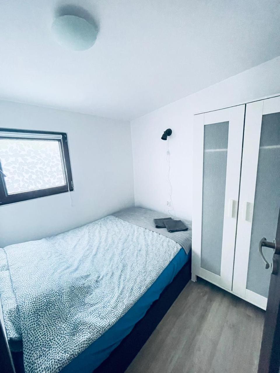Domek Nr.2 Nad Jeziorem W Puszczy Zielonka Kaminsko Exterior foto